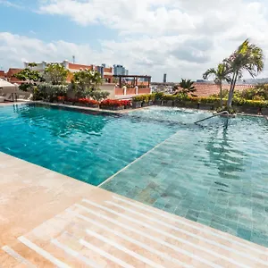 Hotel Bastión Luxury