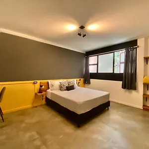Casa Mosaiko Primer Parque Laureles Colombia